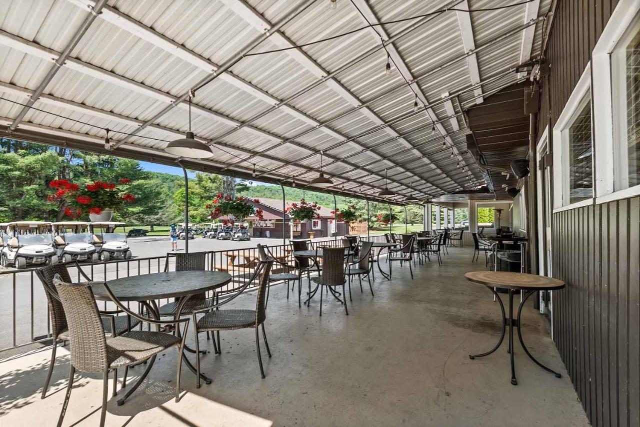 Shadowbrook Resort Tunkhannock Exterior photo