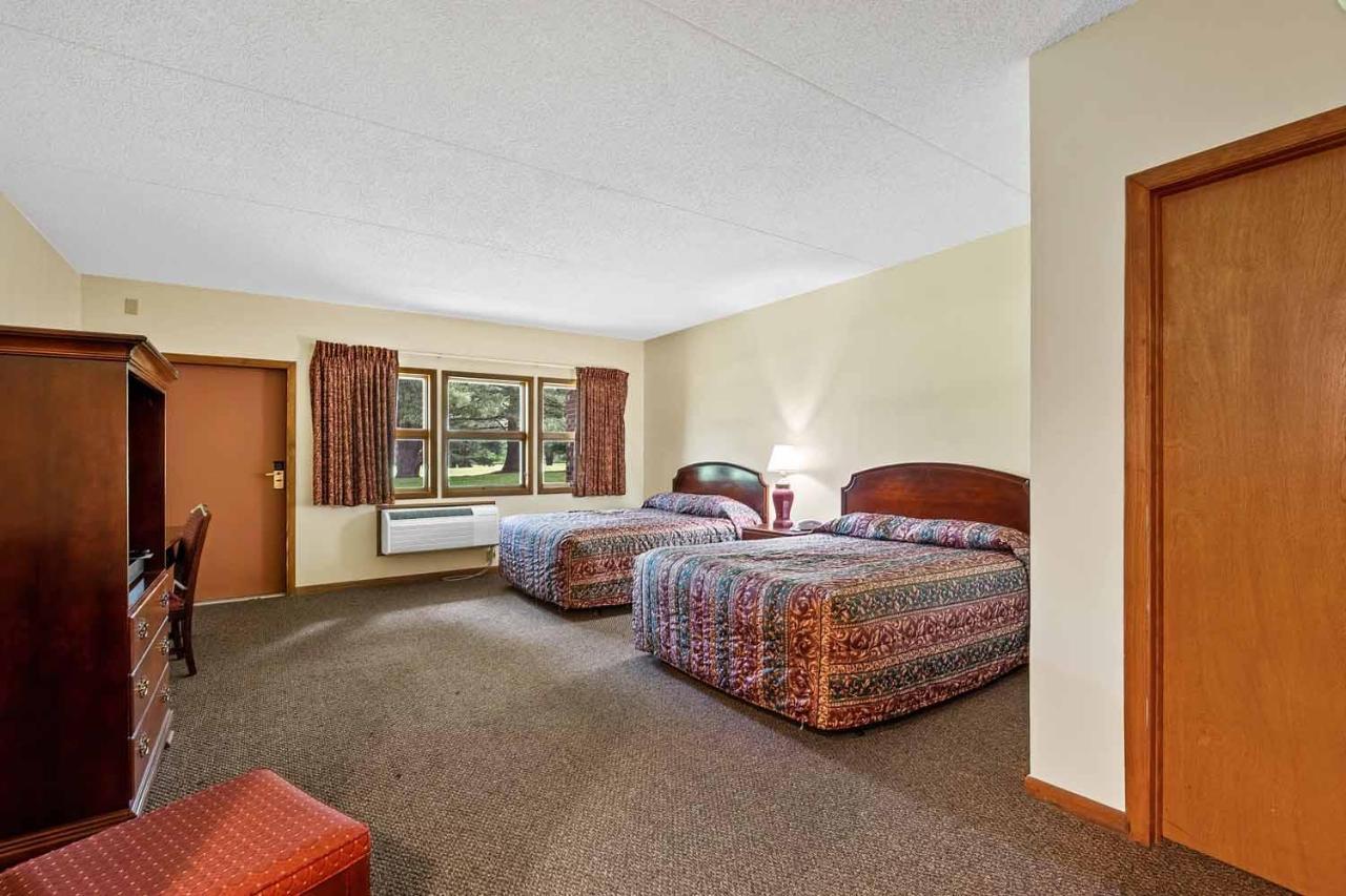 Shadowbrook Resort Tunkhannock Exterior photo