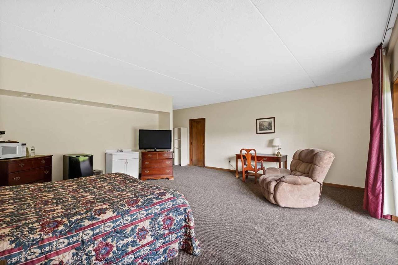 Shadowbrook Resort Tunkhannock Exterior photo